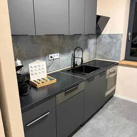 Luxurioeses In Fulda, Ruhige Lage, Garten, 3 Schlafzimmer, Bis 8 Gaeste דירה פולדה