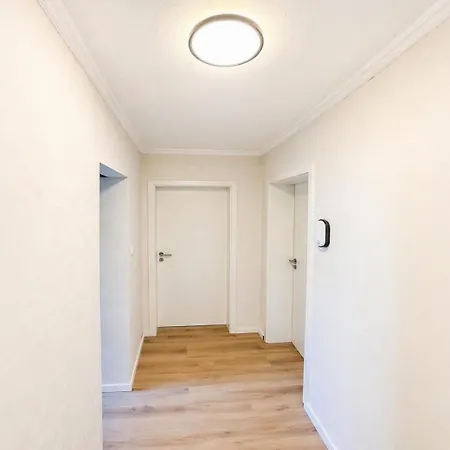 Luxurioeses In Fulda, Ruhige Lage, Garten, 3 Schlafzimmer, Bis 8 Gaeste דירה *